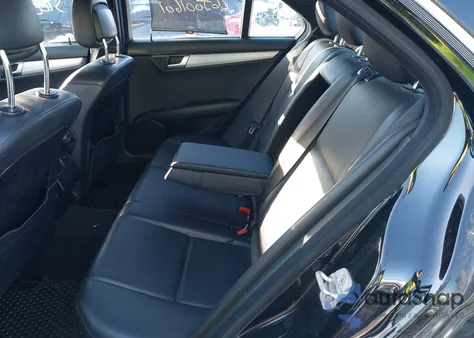 2014 Mercedes-Benz C 300 Sport 4Matic from USA, damaged, VIN WDDGF8AB5ER319351